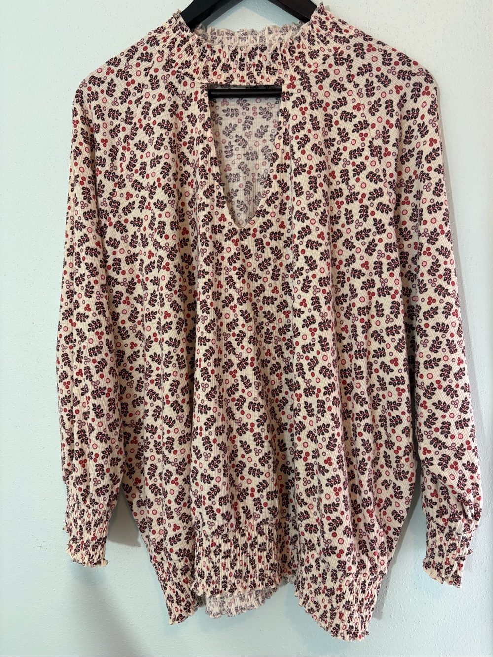 TORRID 2X ✨ plus size 18/20 long sleeve printed blouse with keyhole EUC
